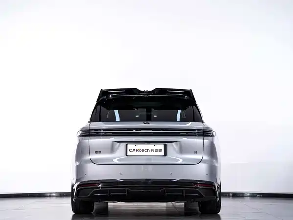 Li Auto i8 2026