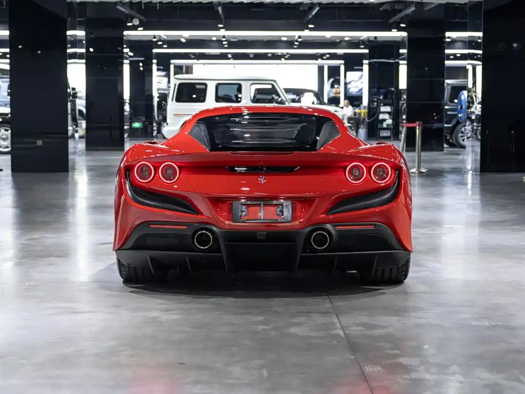 Ferrari F8 2022 — фото 5