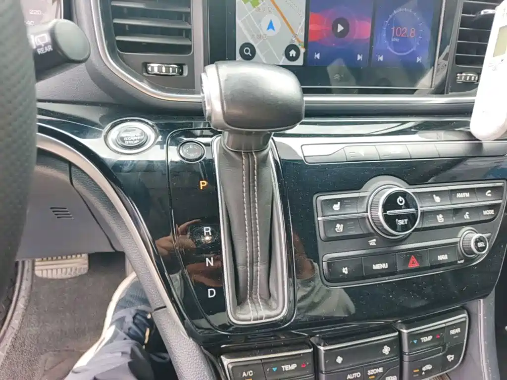 GAC Motor Trumpchi M8 2019 — фото 14