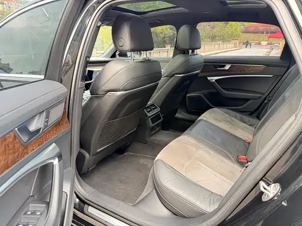 Audi A6L 2021