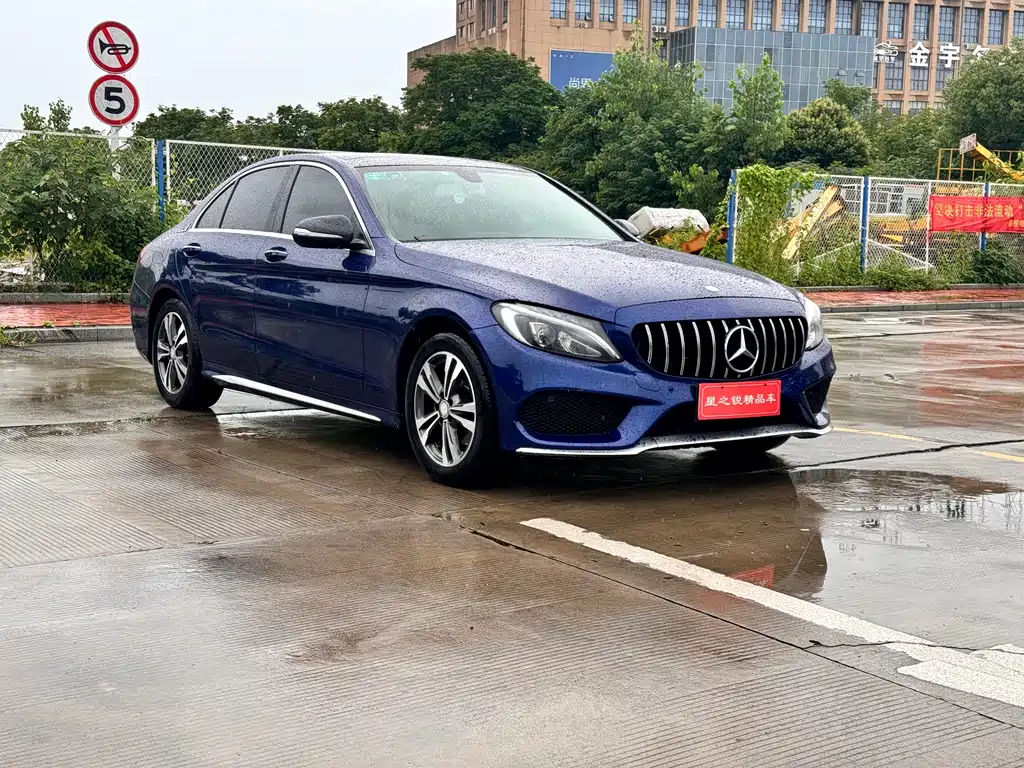 Mercedes-Benz C-Class 2017
