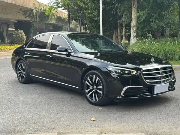 Mercedes-Benz S-Class 2023