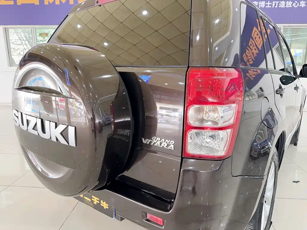 Suzuki Grand Vitara 2014 — фото 18