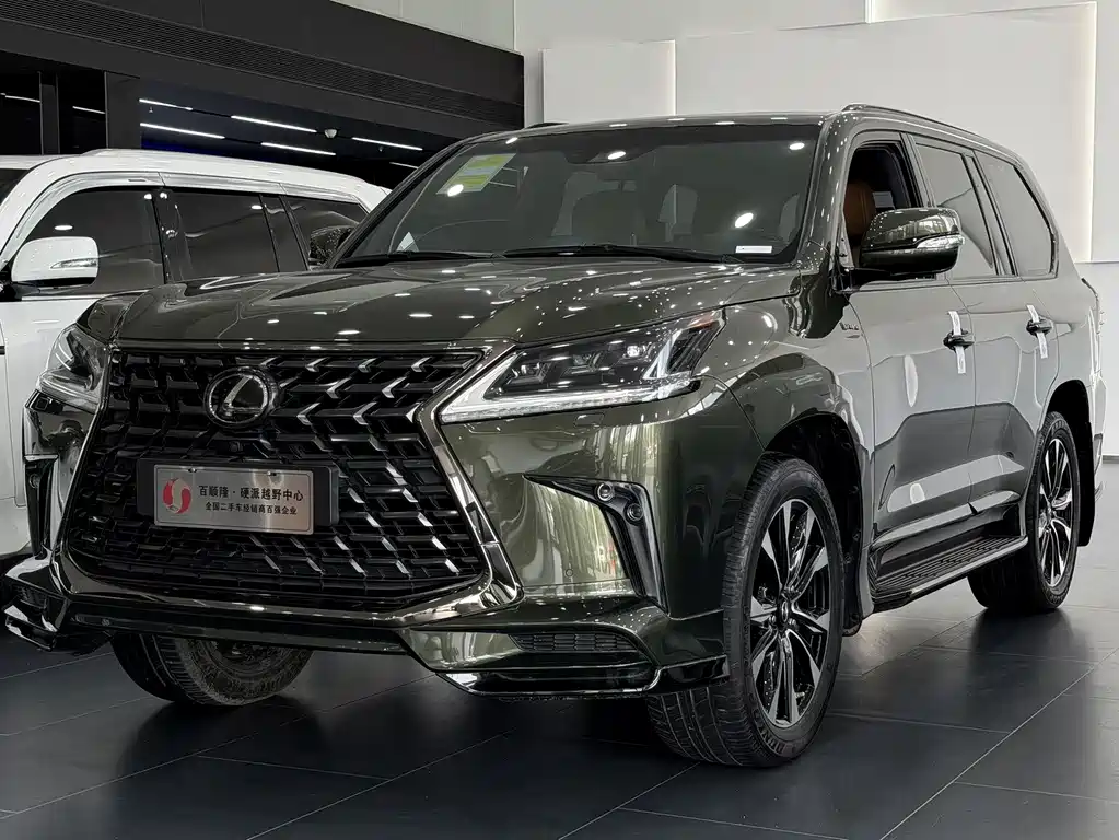 Lexus LX 2023 — фото 2