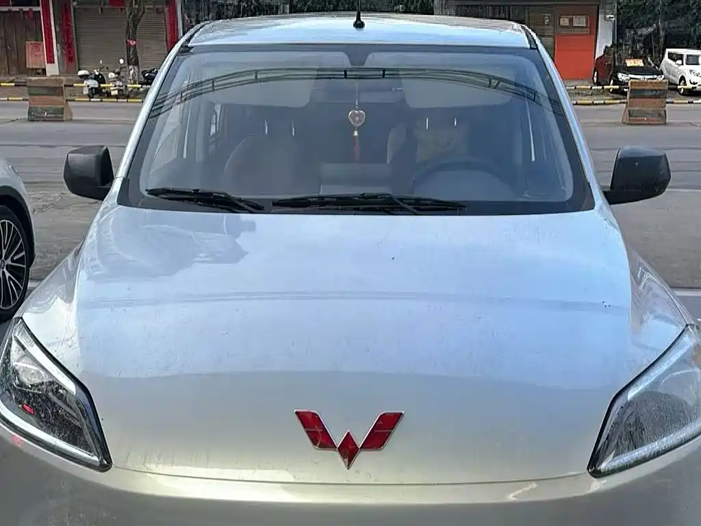 Wuling Hongguang New Energy 2025 — фото 1