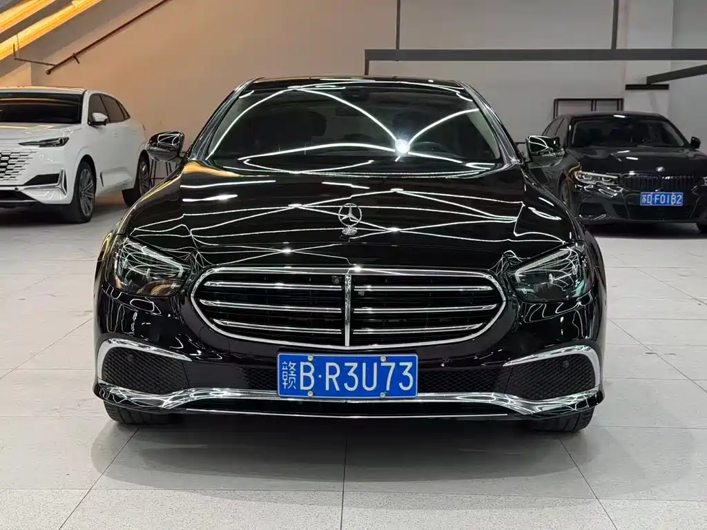 Mercedes-Benz E-Class 2022 — фото 1