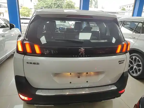Peugeot 5008 2018