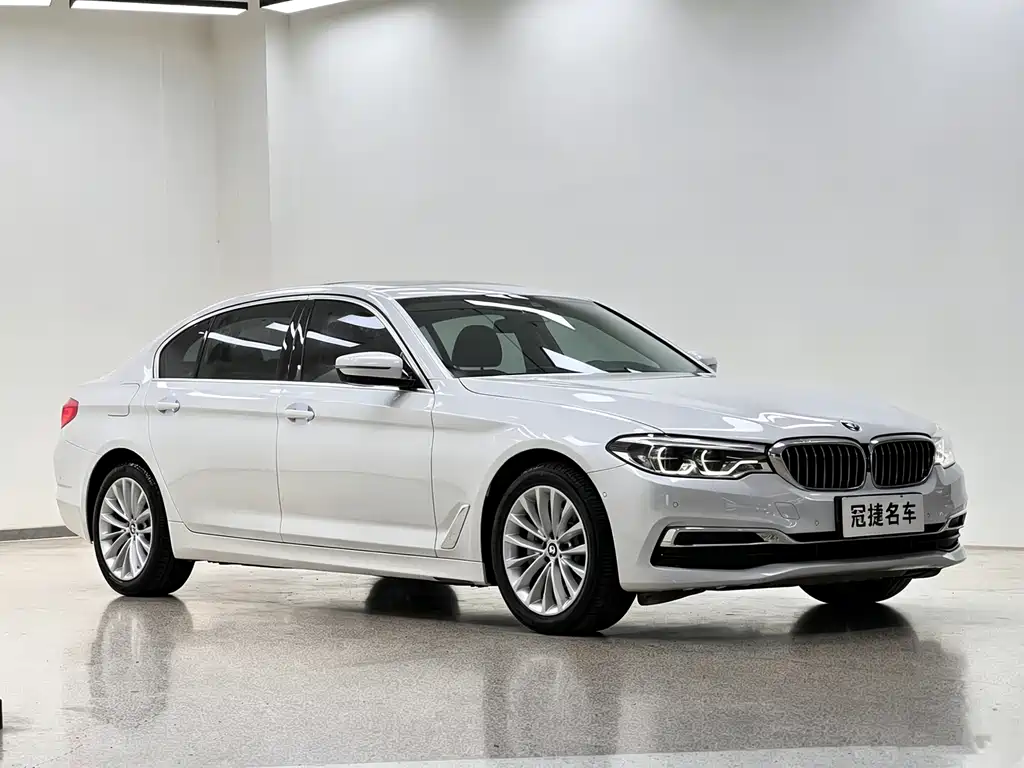 BMW 5 Series 2019