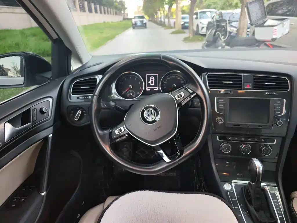 Volkswagen Golf 2017