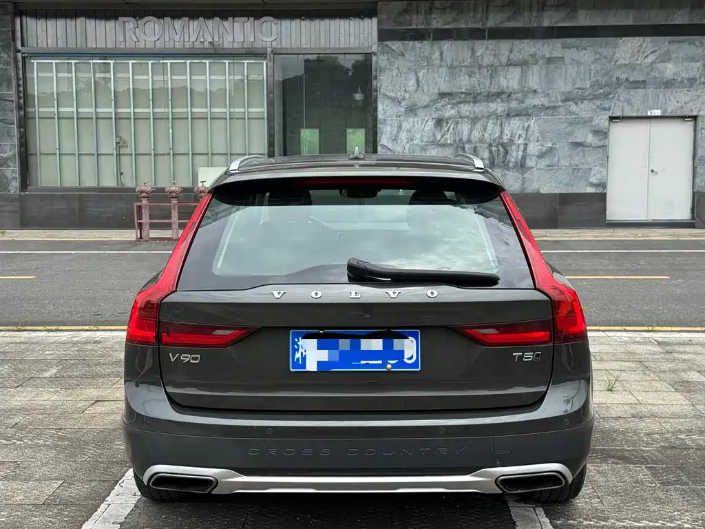 Volvo V90 2019 — фото 8
