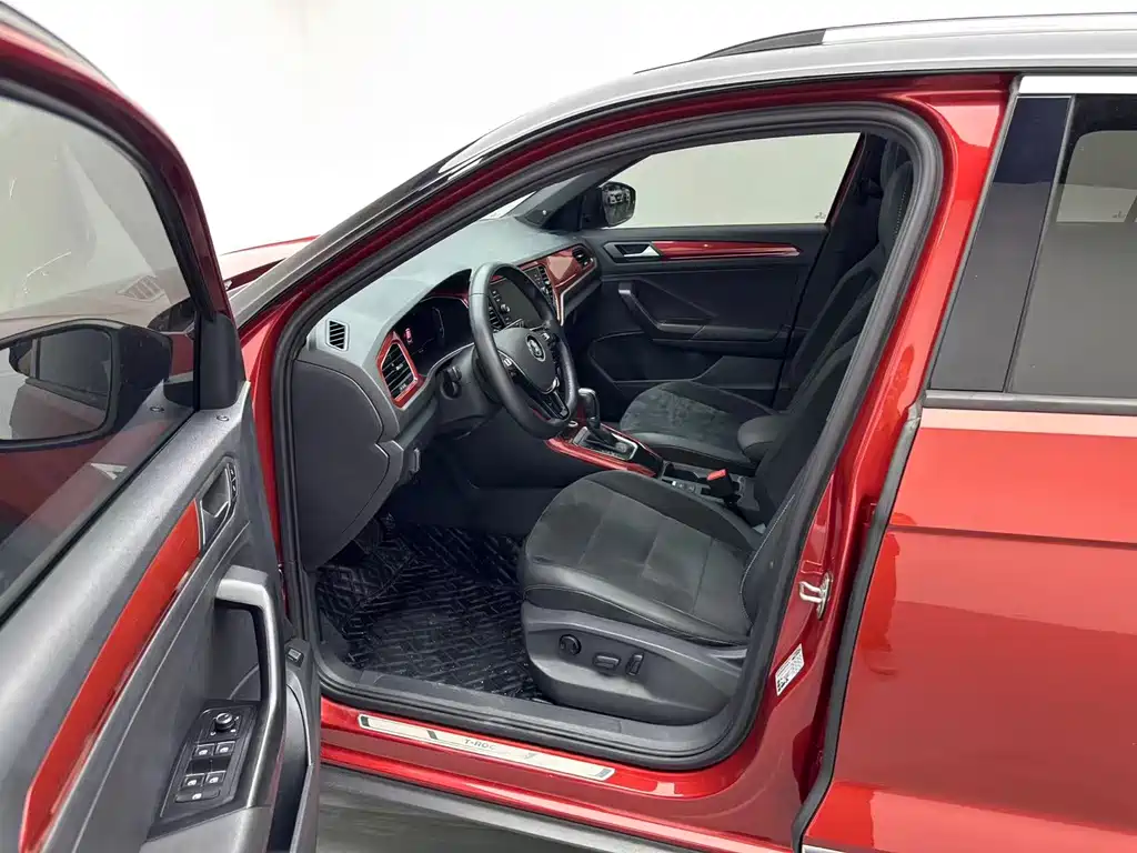 Volkswagen T-Roc 2019