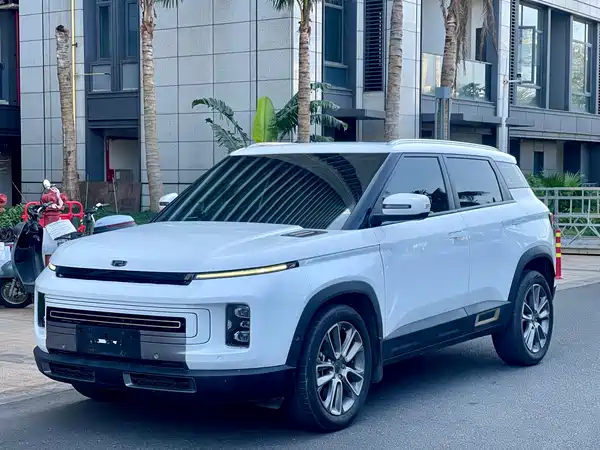 Geely ICON 2020