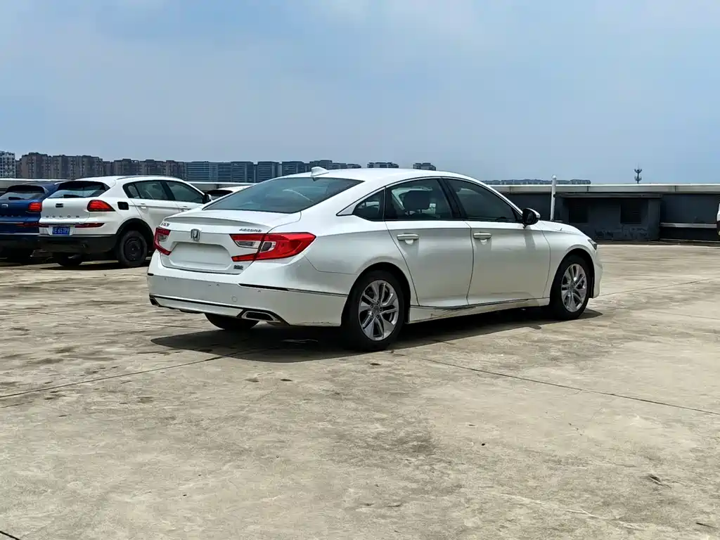 Honda Accord 2019 — фото 4