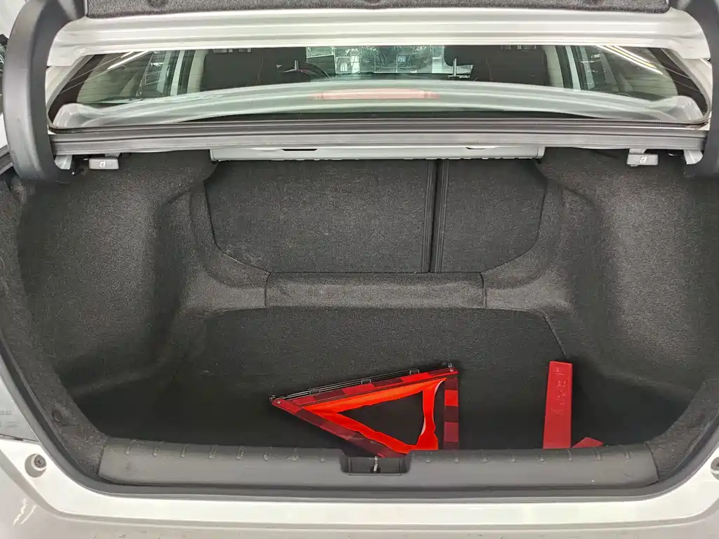 Honda Civic 2017 — фото 12