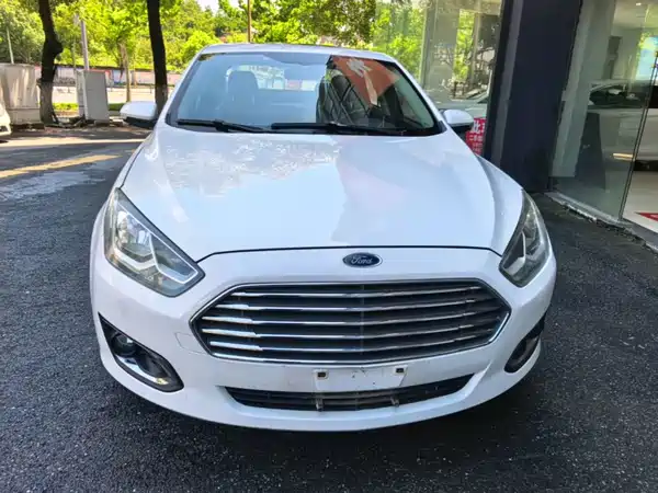 Ford Escort 2017