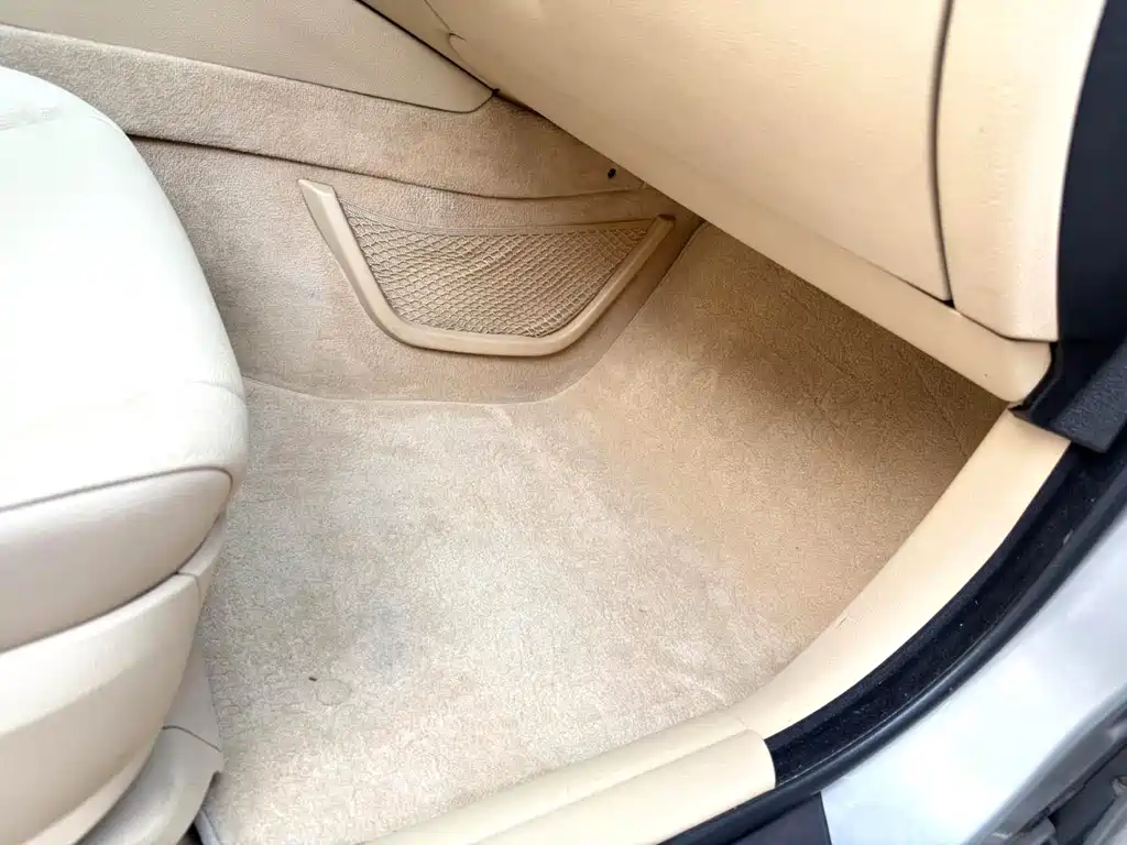 BMW 5 Series 2013 — фото 12
