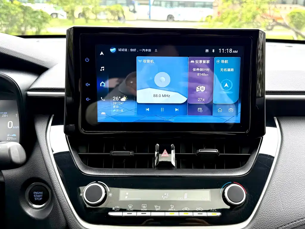 Toyota Corolla Cross 2022 — фото 16