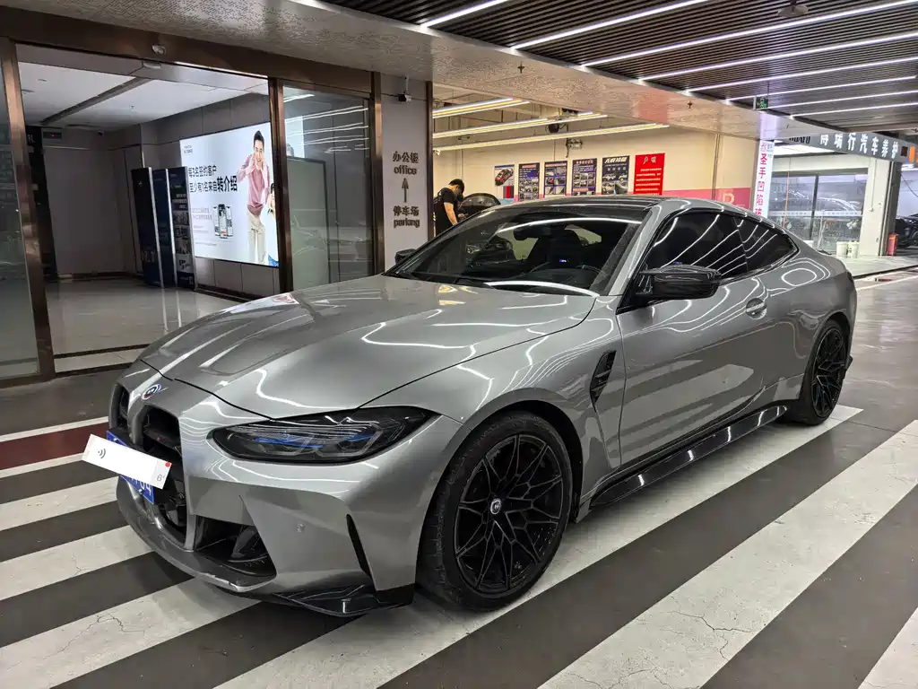 BMW M4 2022
