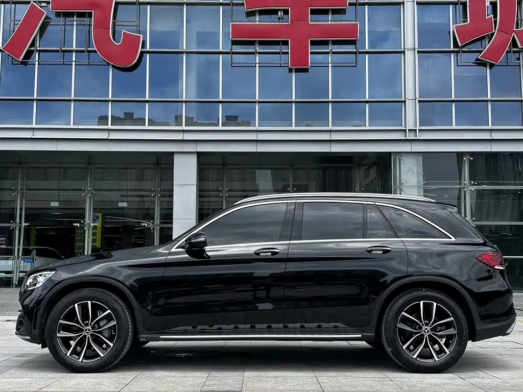 Mercedes-Benz GLC 2022 — фото 10
