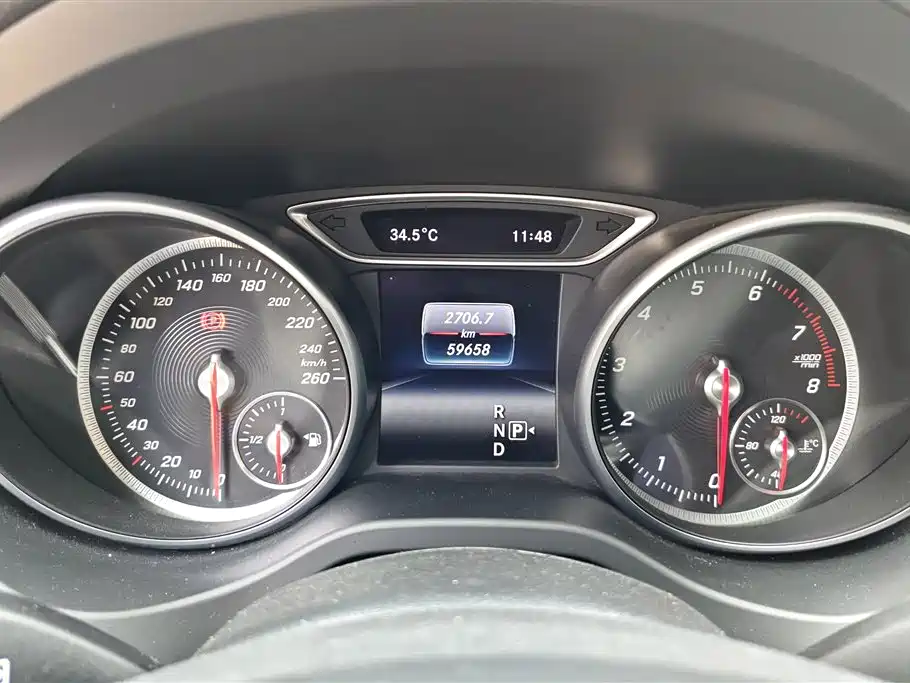 Mercedes-Benz CLA 2016 — фото 14