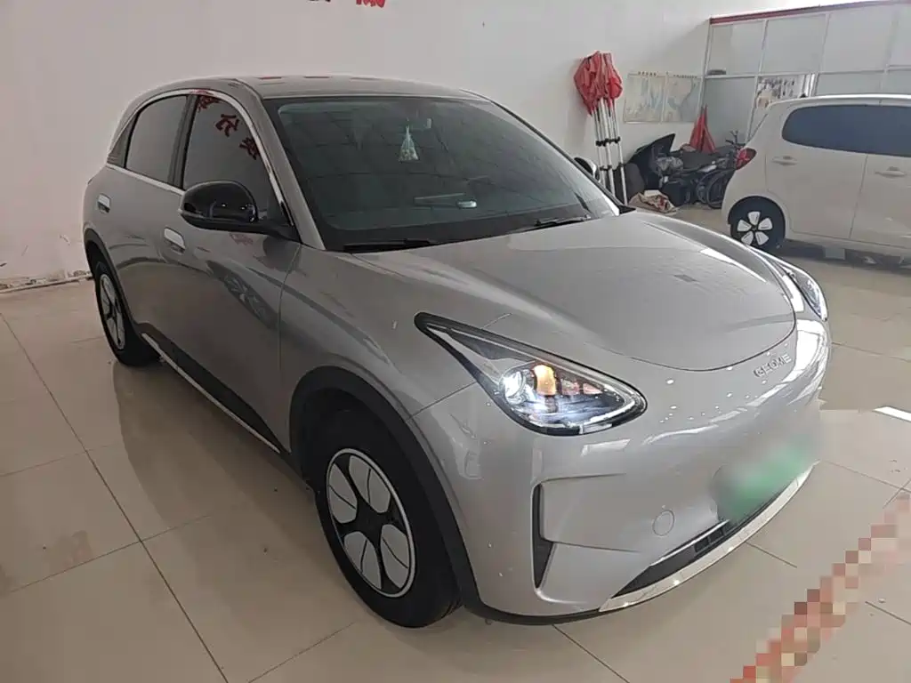 Geely Galaxy Starwish 2026 — фото 4