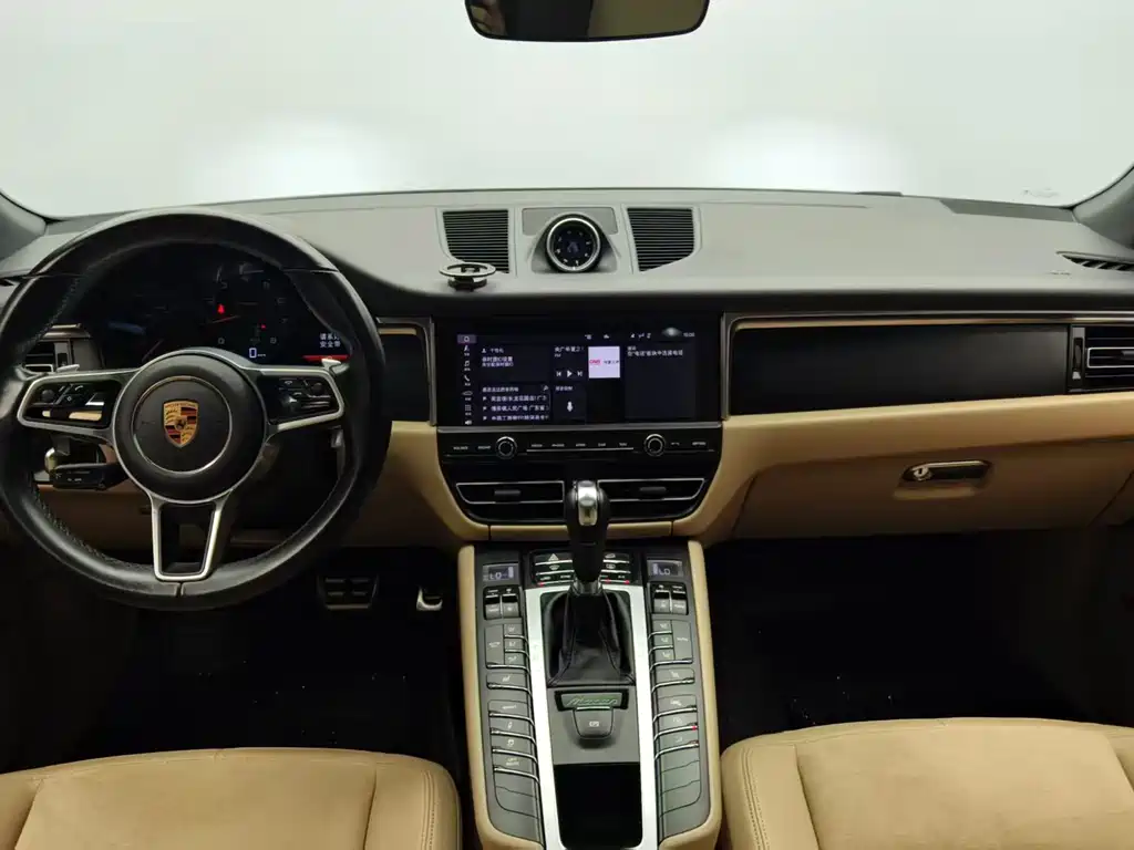 Porsche Macan 2019 — фото 8