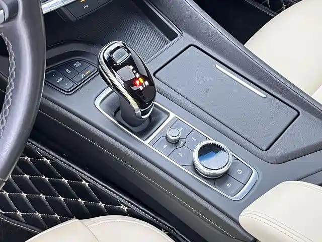 Cadillac CT5 2020 — фото 26