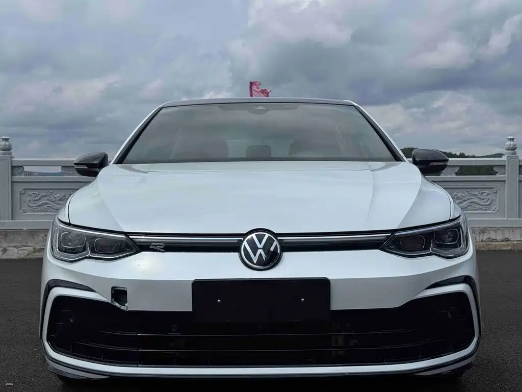 Volkswagen Golf 2021