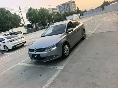 Volkswagen Sagitar 2012