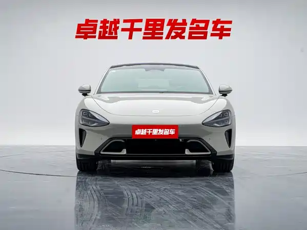 Xiaomi SU7 2025