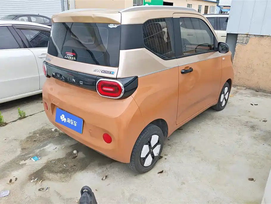 Wuling MINIEV 2024