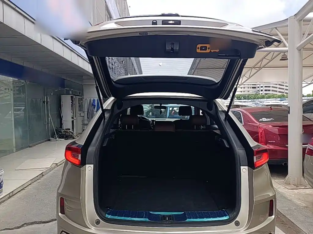Honda UR-V 2018 — фото 19