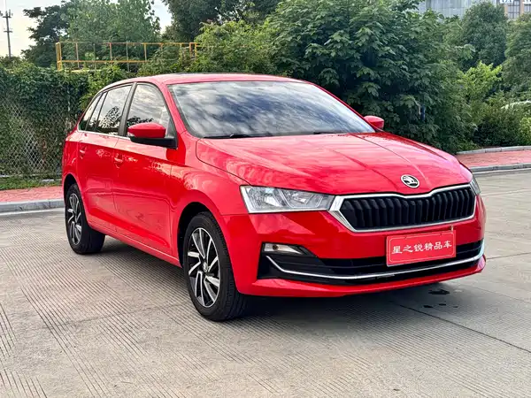 Skoda Rapid Spaceback 2020