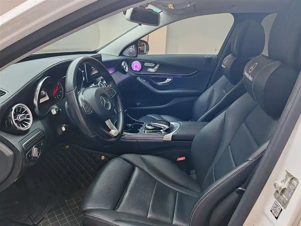 Mercedes-Benz C-Class 2018 — фото 17