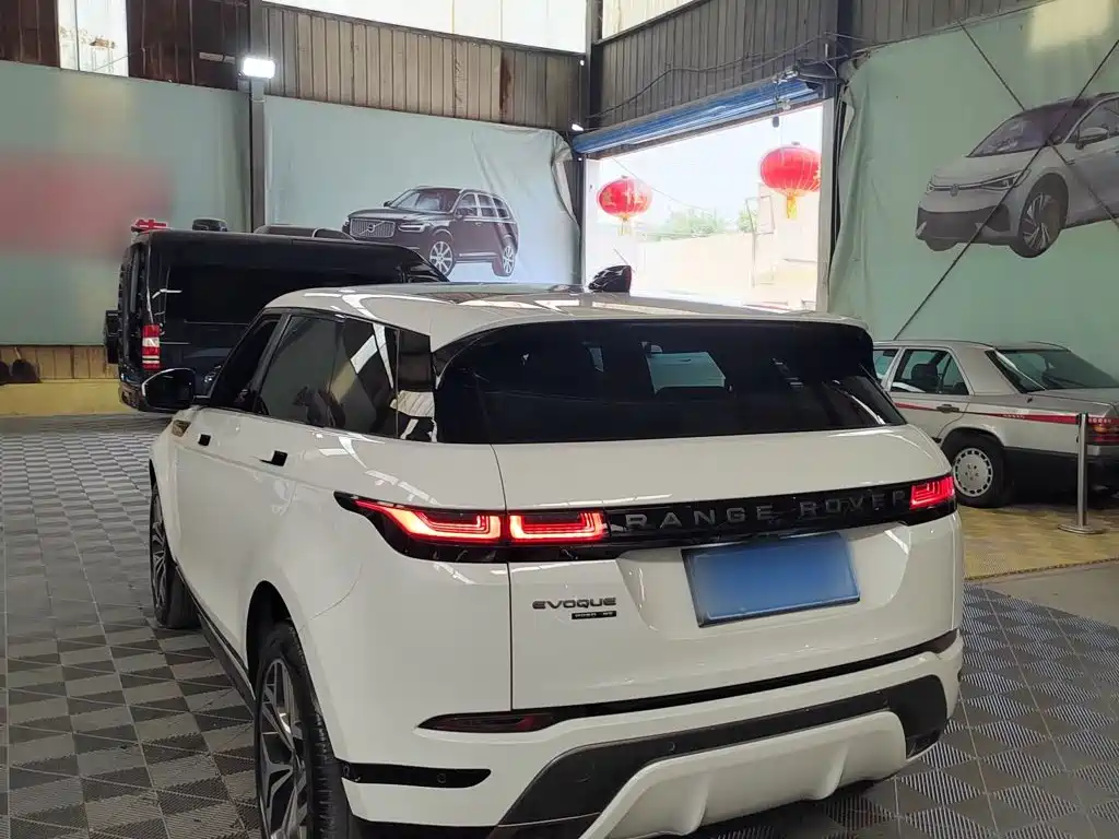 Land Rover Evoque 2020 — фото 4