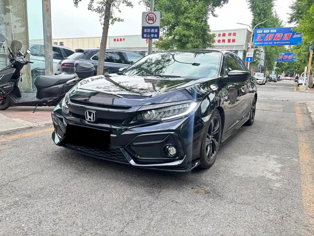 Honda Civic 2021 — фото 1