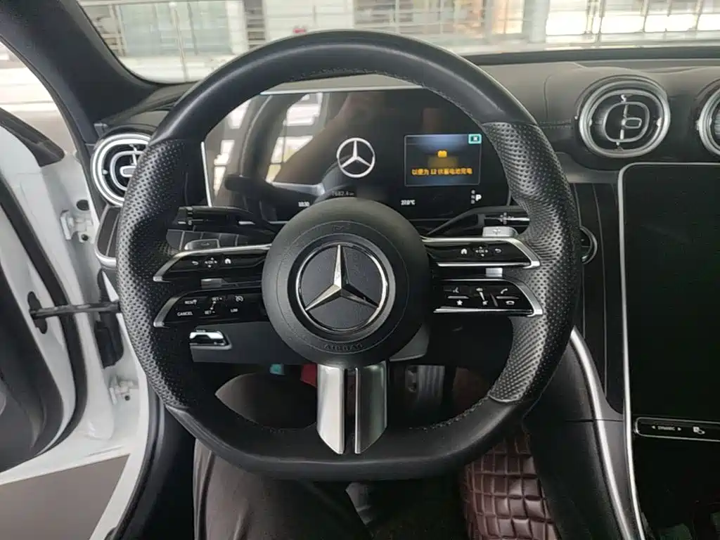 Mercedes-Benz C-Class 2022