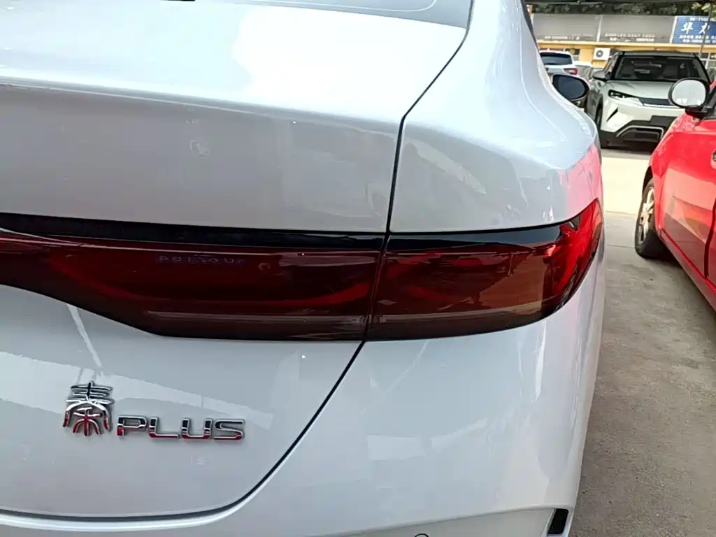 BYD Qin PLUS 2025 — фото 8