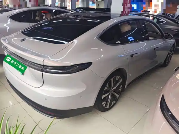 NIO ET7 2022