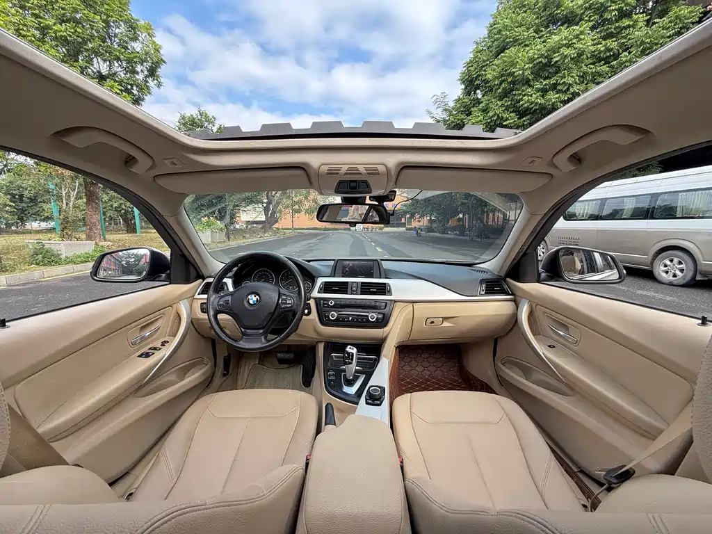 BMW 3 Series 2015 — фото 12