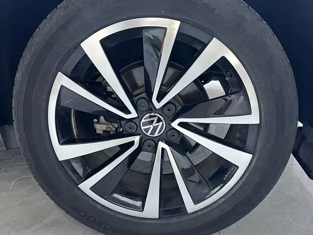 Volkswagen Tharu 2022 — фото 15