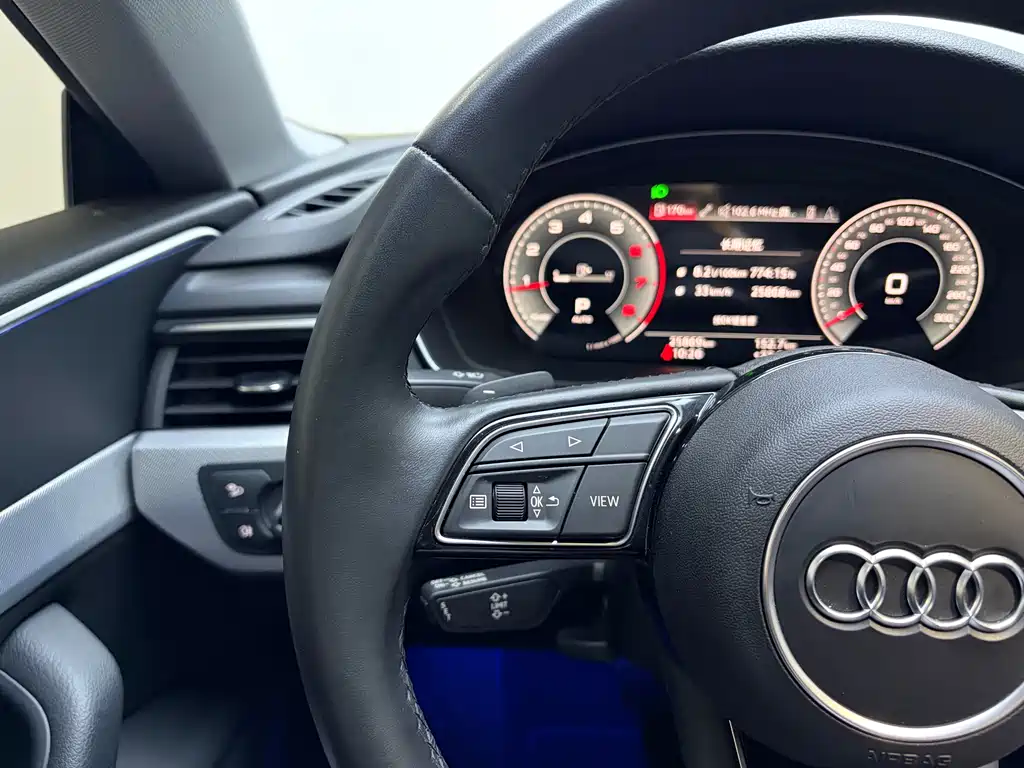Audi A5 2023 — фото 16