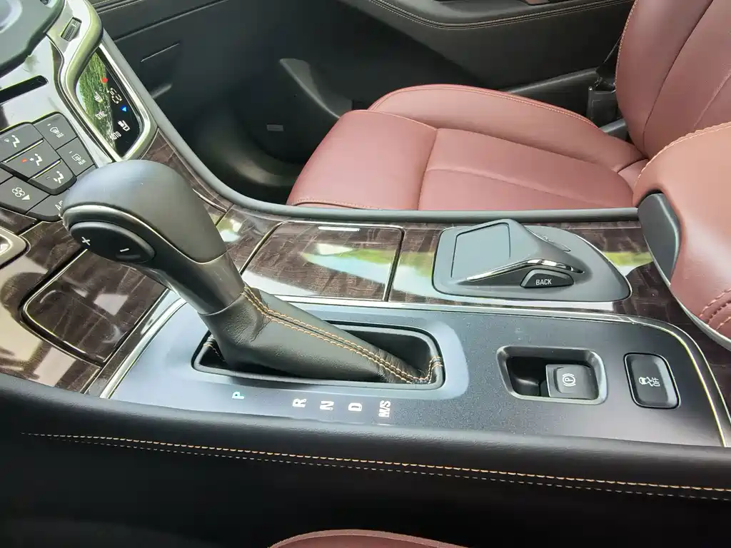 Buick LaCrosse 2015 — фото 8