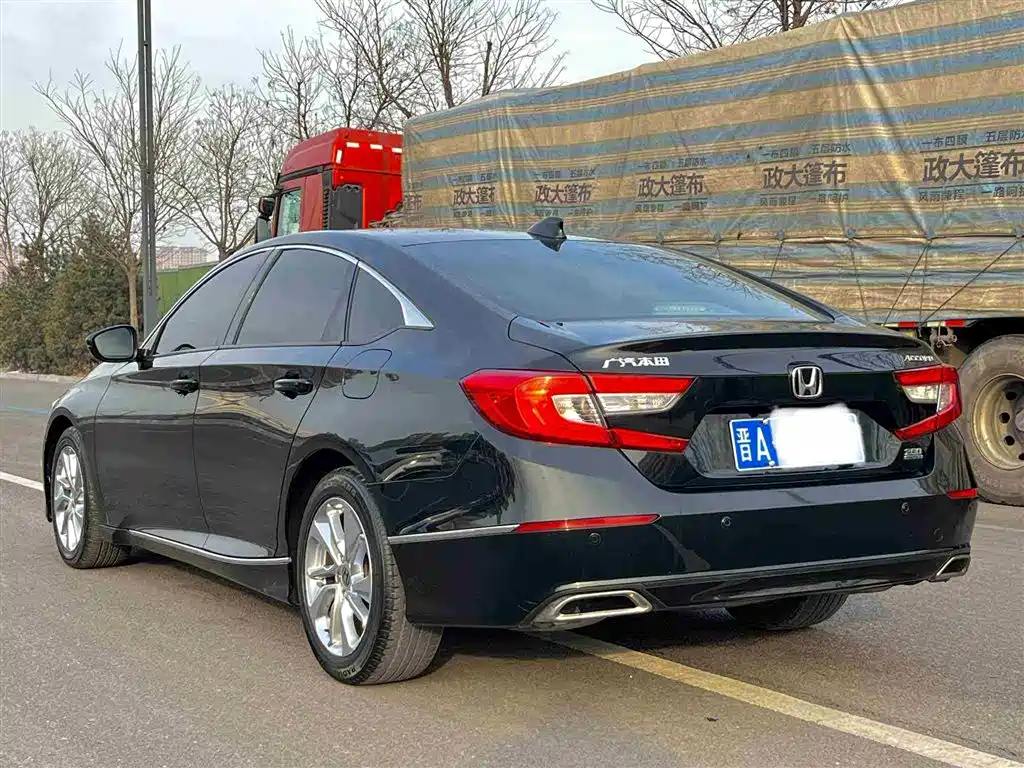 Honda Accord 2019 — фото 4