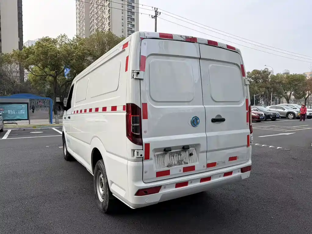 Yufeng EM26 2023