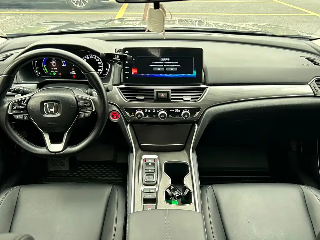 Honda Accord 2023 — фото 11