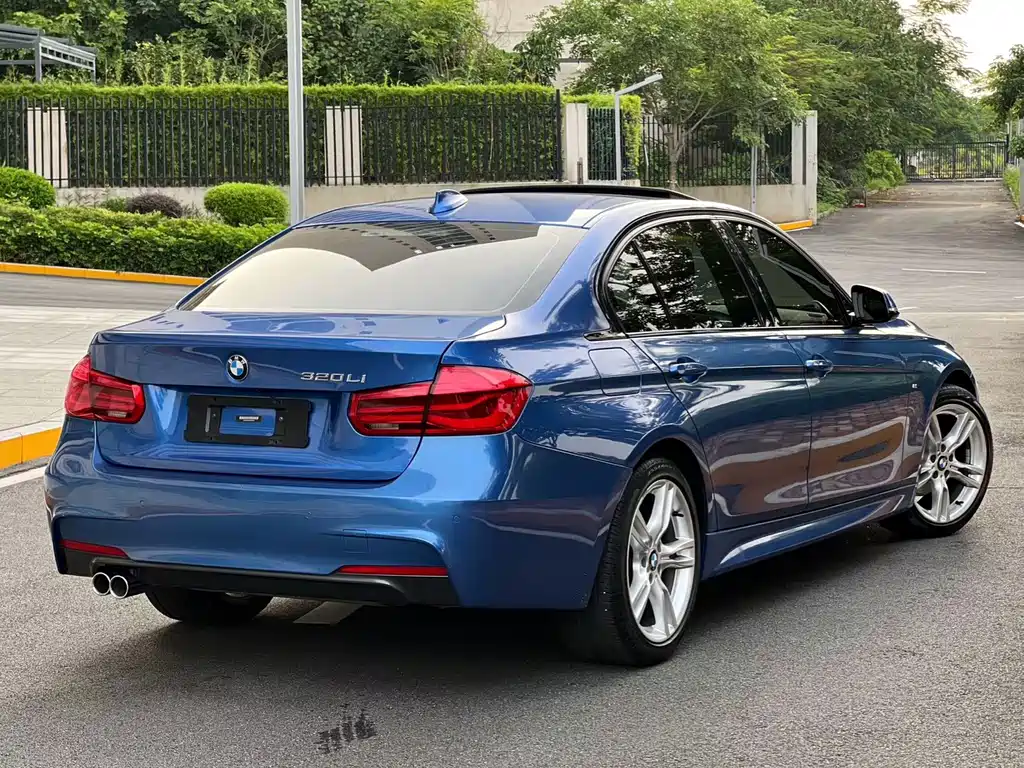 BMW 3 Series 2017 — фото 8