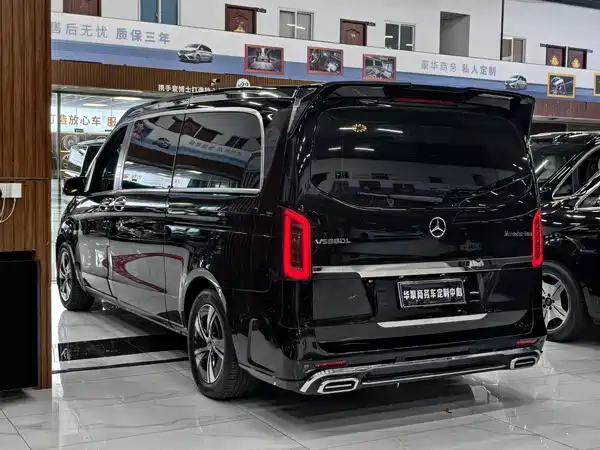 Mercedes-Benz Vito 2025
