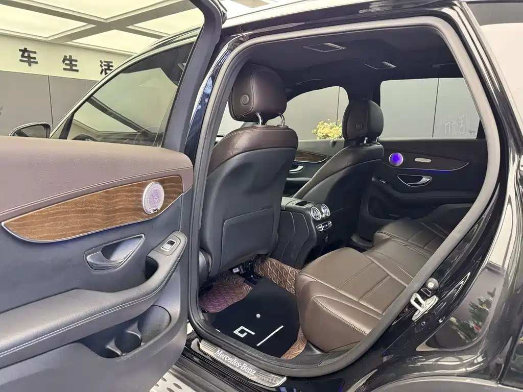 Mercedes-Benz GLC 2022