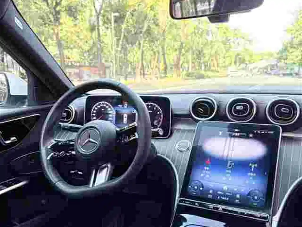 Mercedes-Benz C-Class 2023 — фото 5